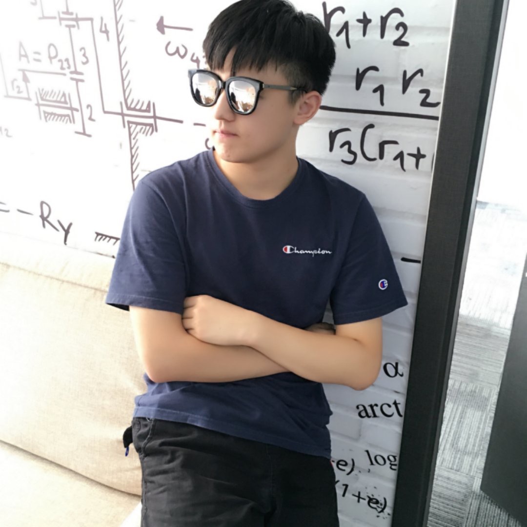 YUXIANG WU(吴宇翔) : Graduate Student